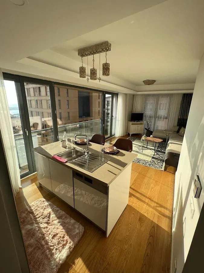 Apartment Ultra Luex Deniz Manzarali Site Ici 2+1 Daire Istanbul